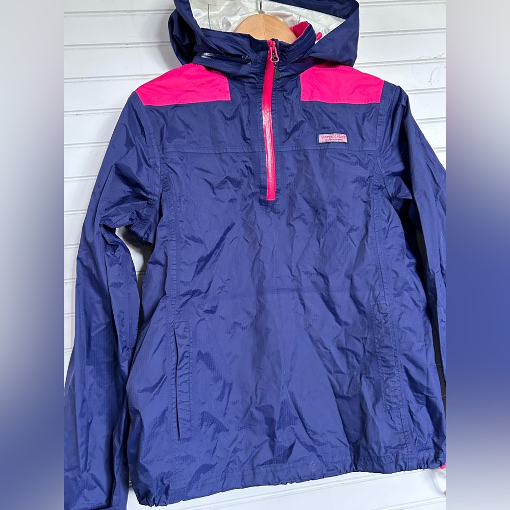VINEYARD VINES womens size small pull over rain jacket with peak-a-boo hood - Picture 1 of 8